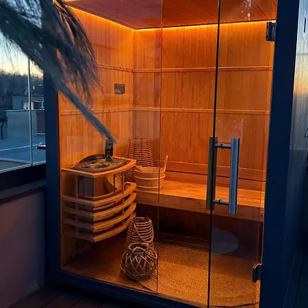 Palm Luxury Villa *